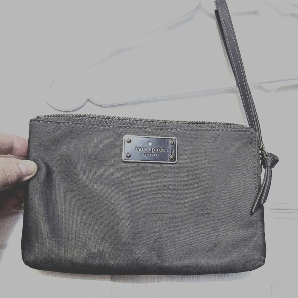 Kate Spade Dark Gray Waterproof Wristlet, Immaculate Inside. Gorgeous.